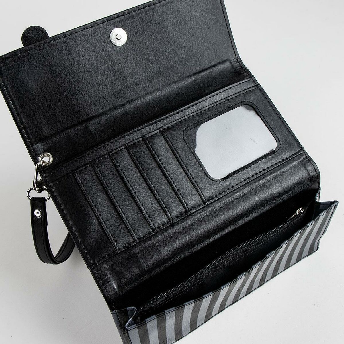 V5HC14C027D8B182D1357C1AF46D6CFAE1BR4883457P2